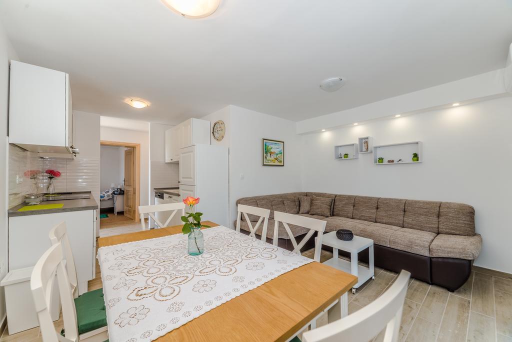 Apartment Robinson Podvrsje Eksteriør billede