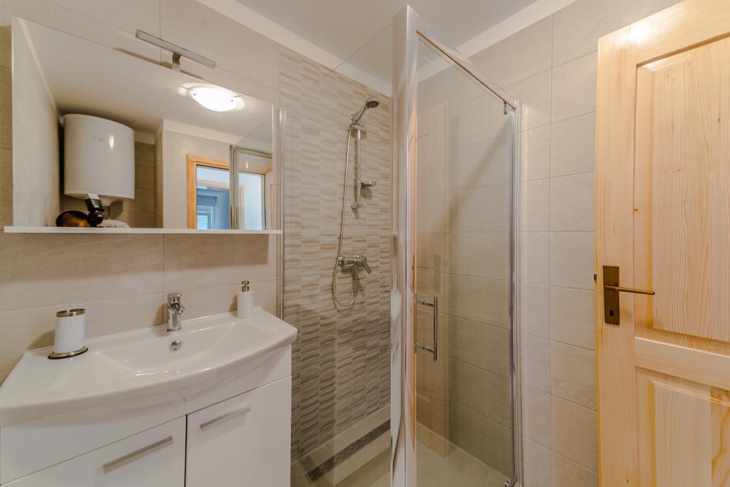 Apartment Robinson Podvrsje Eksteriør billede